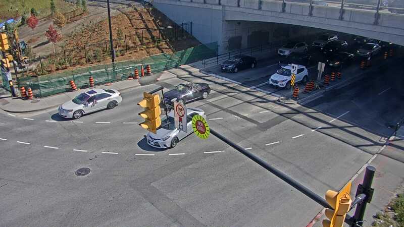 Traffic camera image at 2025-09-14 17:25:41