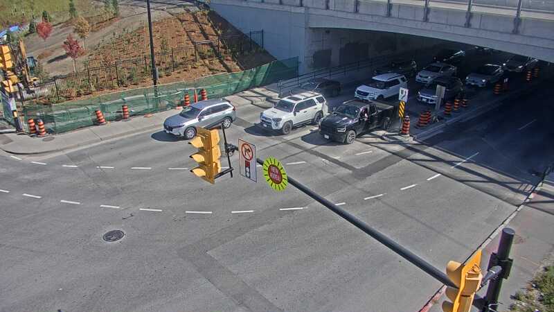 Traffic camera image at 2025-09-14 17:55:43
