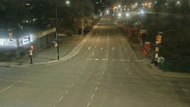 Traffic camera image at 2025-05-09 06:05:30