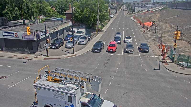 Traffic camera image at 2025-06-30 17:00:45