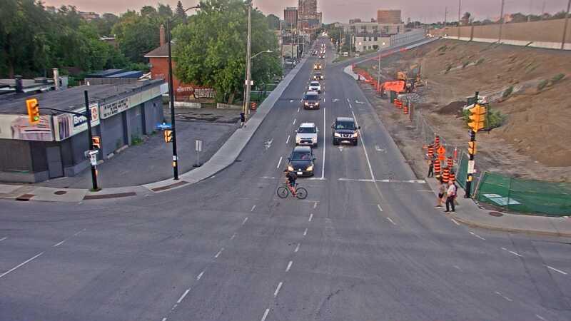 Traffic camera image at 2025-07-04 00:40:47