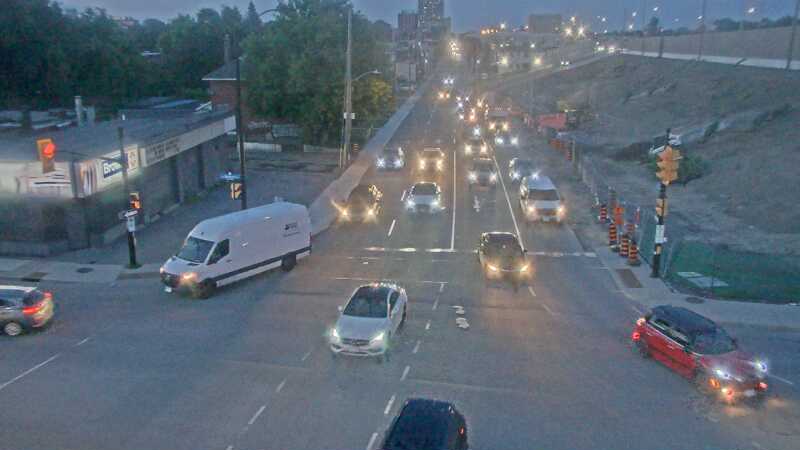 Traffic camera image at 2025-07-04 01:15:43
