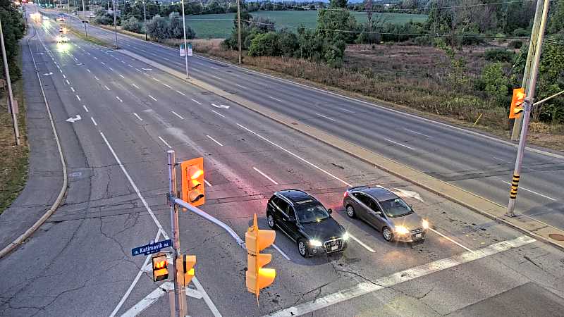 Traffic camera image at 2025-08-25 00:15:46
