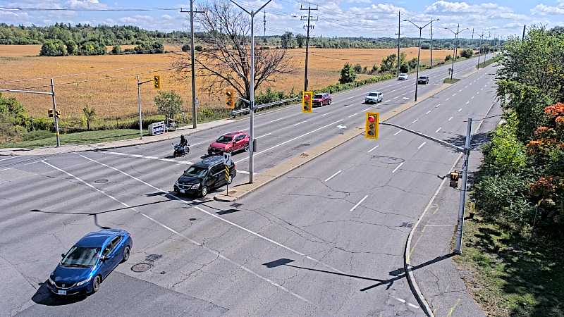 Traffic camera image at 2025-09-14 17:20:45