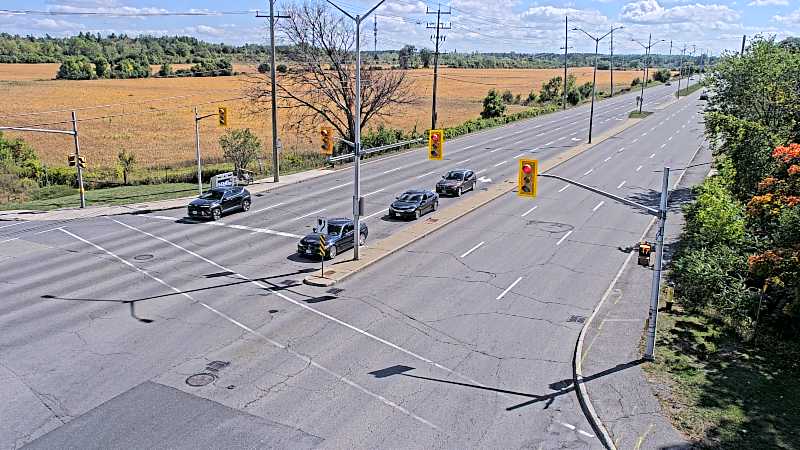 Traffic camera image at 2025-09-14 17:25:42