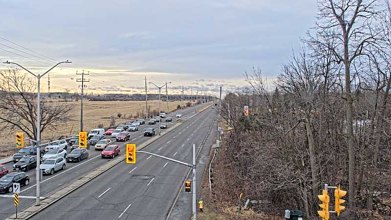 Traffic camera image at 2025-03-25 12:10:31