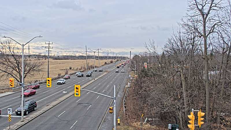 Traffic camera image at 2025-03-25 12:20:33