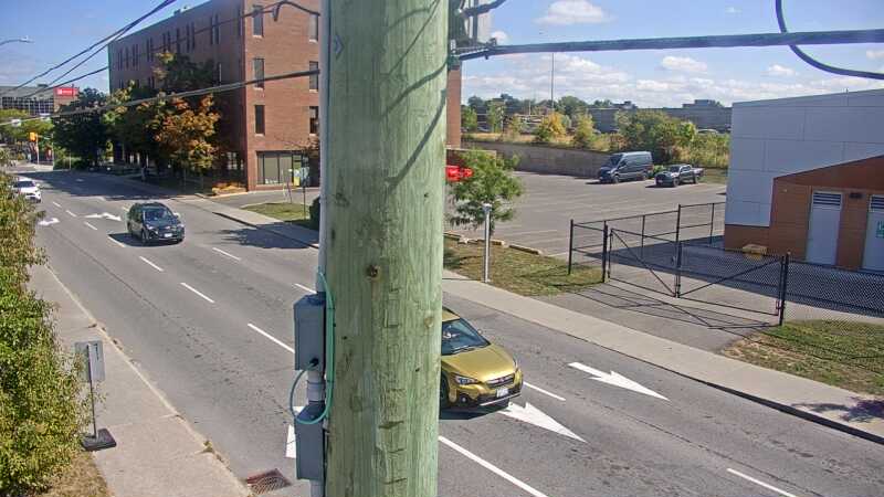 Traffic camera image at 2025-09-14 17:20:45