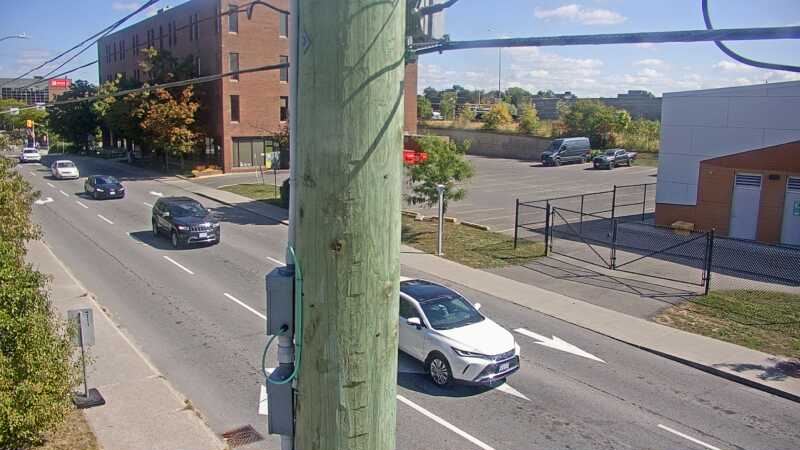 Traffic camera image at 2025-09-14 17:25:42