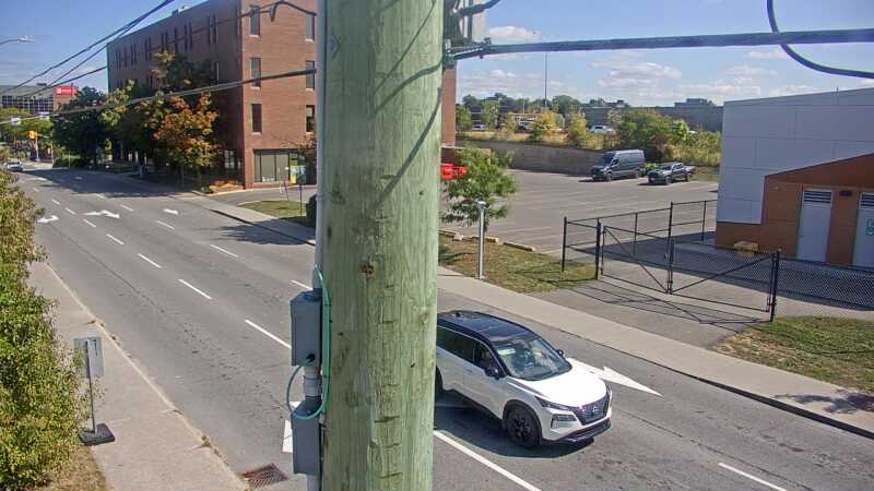Traffic camera image at 2025-09-14 17:30:44