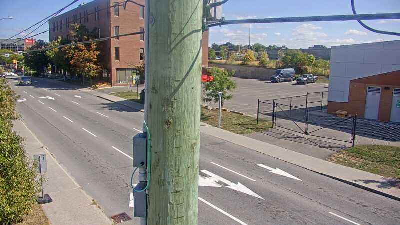 Traffic camera image at 2025-09-14 17:35:42