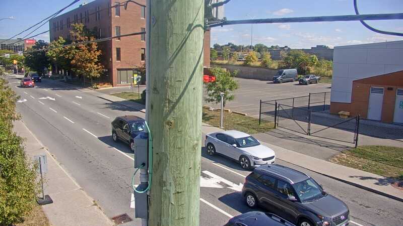 Traffic camera image at 2025-09-14 18:01:03
