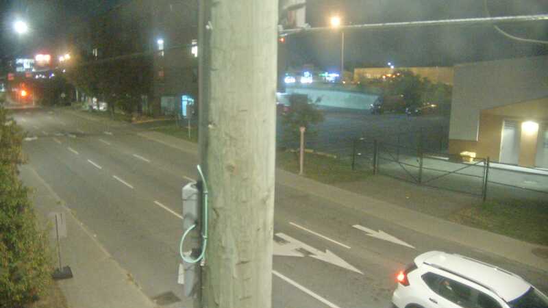 Traffic camera image at 2025-09-17 08:40:39