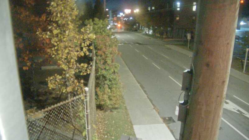 Traffic camera image at 2024-10-16 07:25:32