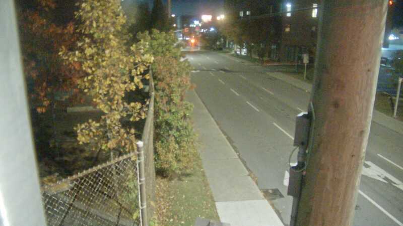 Traffic camera image at 2024-10-16 07:40:36