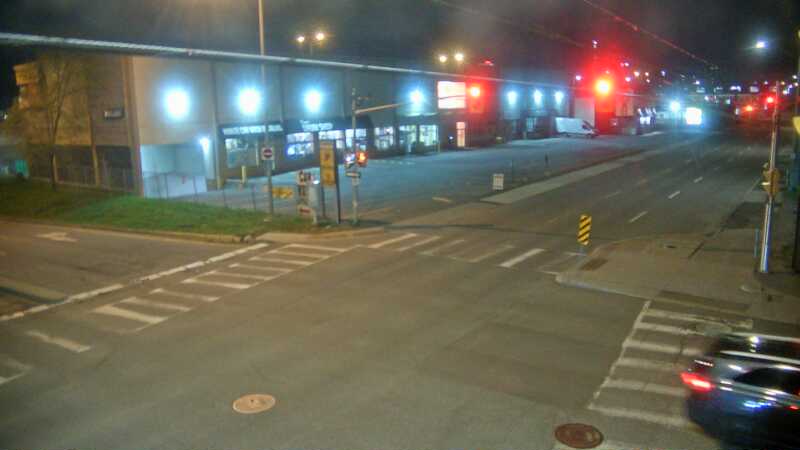 Traffic camera image at 2025-05-09 06:15:34