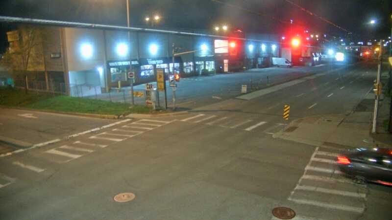 Traffic camera image at 2025-05-09 06:45:32