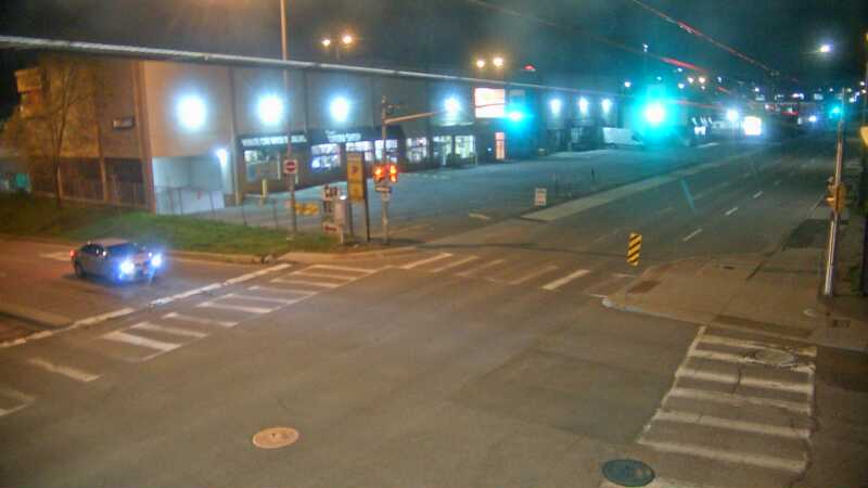 Traffic camera image at 2025-05-09 07:36:11