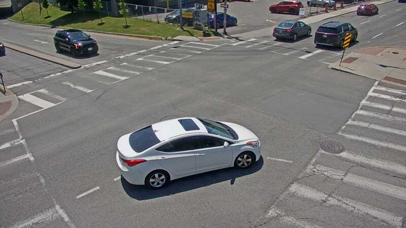 Traffic camera image at 2025-06-30 16:55:42