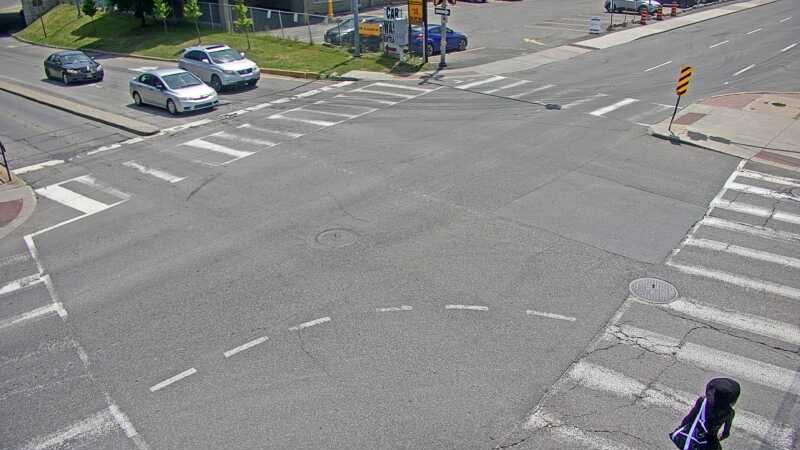 Traffic camera image at 2025-06-30 18:20:46