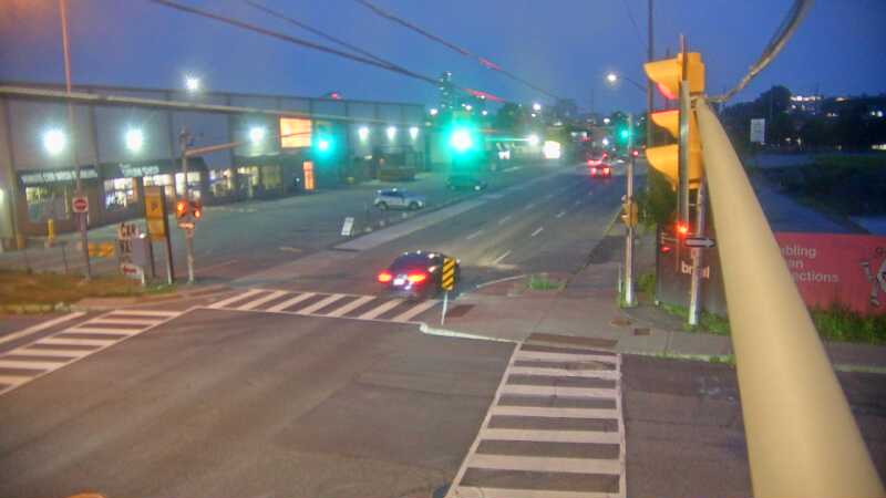 Traffic camera image at 2025-07-31 01:00:42