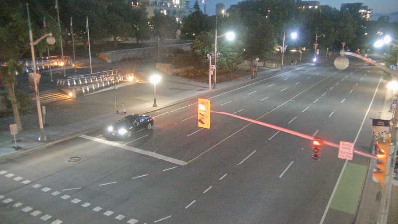 Traffic camera image at 2025-08-25 00:35:40