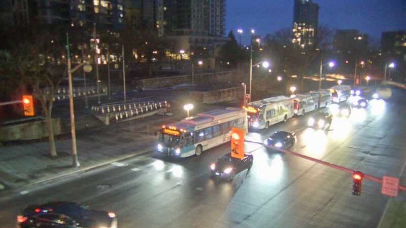 Traffic camera image at 2025-03-25 10:25:33