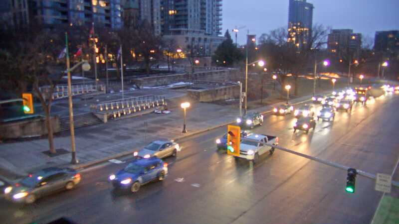 Traffic camera image at 2025-03-25 10:40:34
