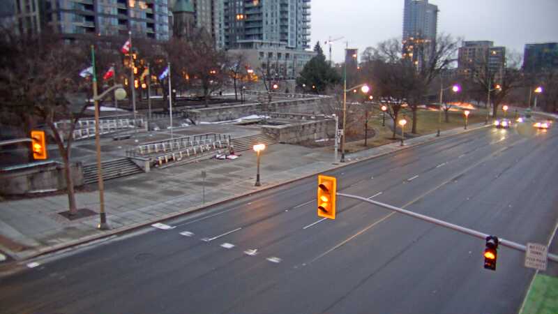 Traffic camera image at 2025-03-25 10:50:31