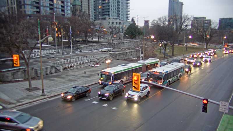 Traffic camera image at 2025-03-25 11:00:31