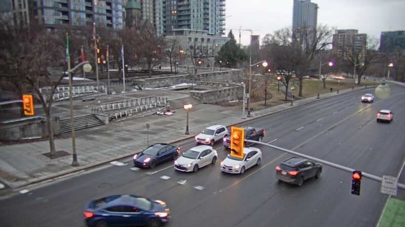 Traffic camera image at 2025-03-25 11:05:28
