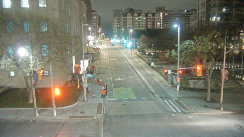 Traffic camera image at 2025-05-09 06:36:12