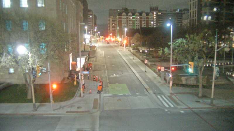 Traffic camera image at 2025-05-09 07:36:11