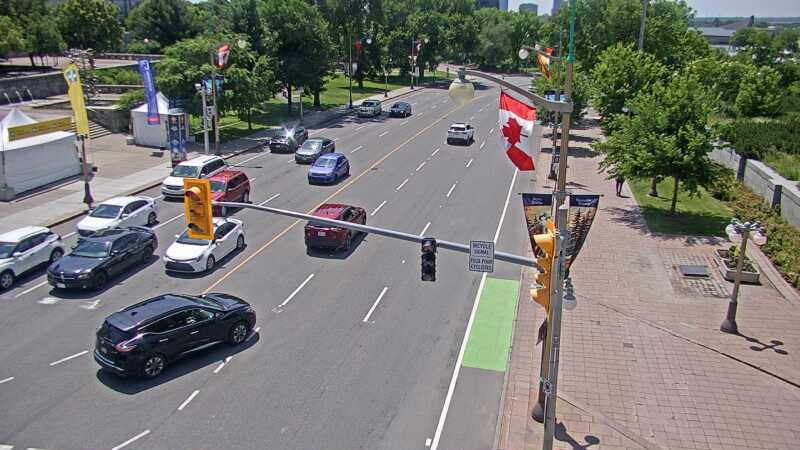 Traffic camera image at 2025-06-30 17:45:50
