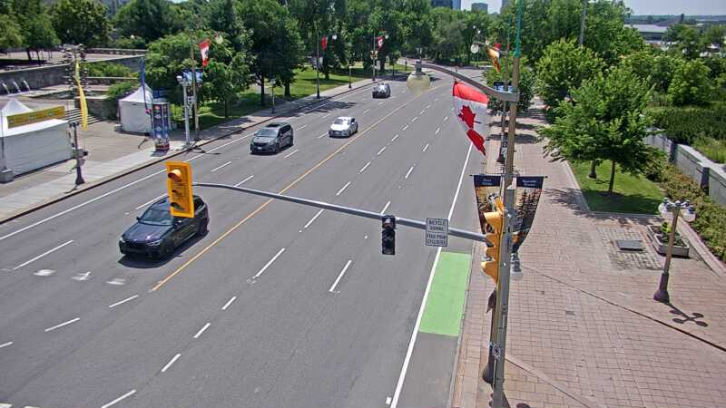 Traffic camera image at 2025-06-30 18:25:46