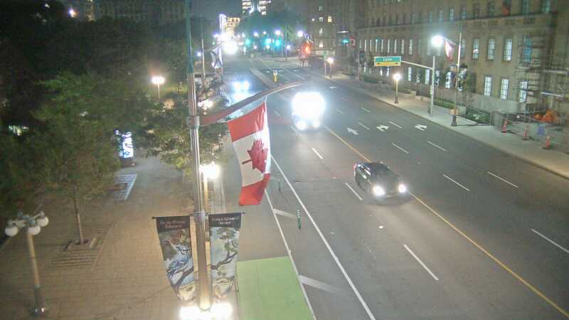 Traffic camera image at 2025-07-07 04:15:40