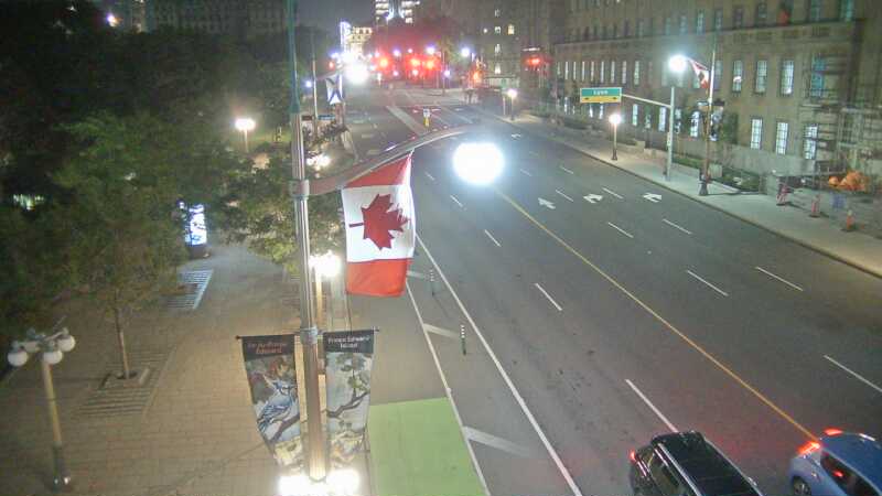 Traffic camera image at 2025-07-07 04:25:46