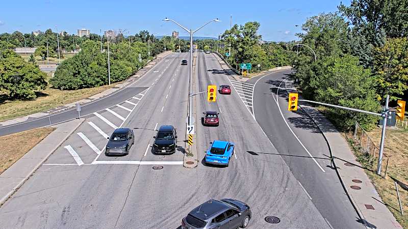 Traffic camera image at 2025-08-24 15:10:41