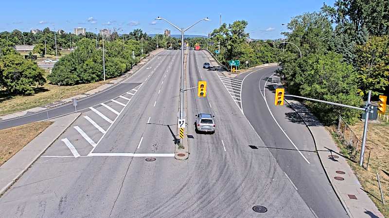 Traffic camera image at 2025-08-24 15:45:48