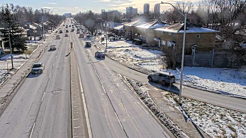 Traffic camera image at 2024-12-21 16:25:46