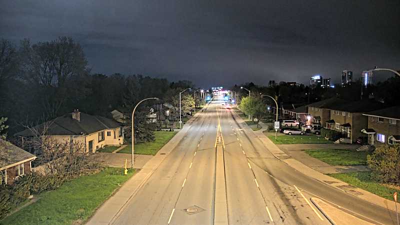 Traffic camera image at 2025-05-09 06:00:30
