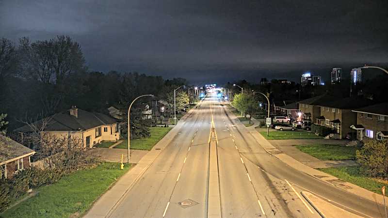 Traffic camera image at 2025-05-09 06:36:12