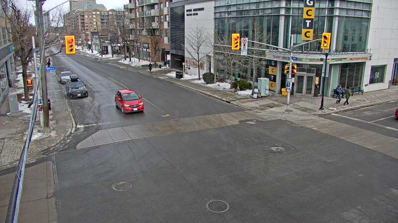 Traffic camera image at 2025-03-09 14:37:06