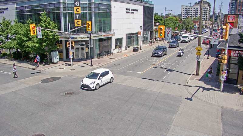 Traffic camera image at 2025-06-30 17:00:47