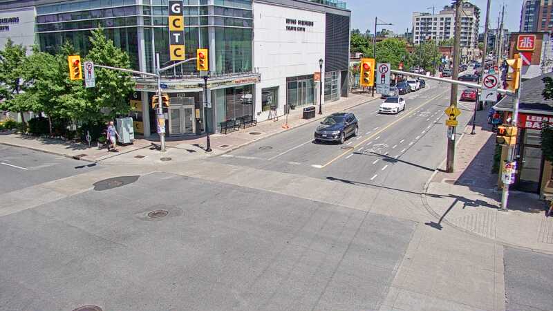 Traffic camera image at 2025-06-30 17:10:59