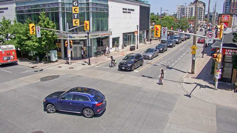 Traffic camera image at 2025-06-30 17:20:56