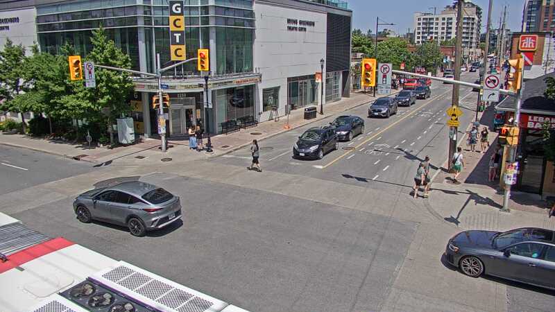 Traffic camera image at 2025-06-30 17:50:45