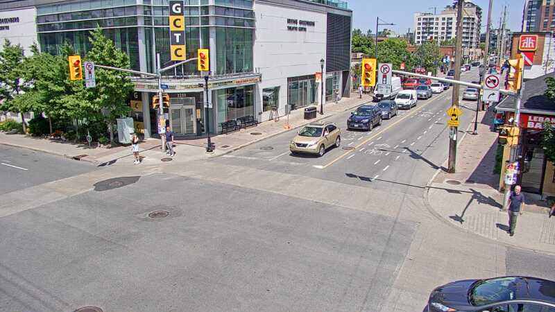 Traffic camera image at 2025-06-30 18:00:47