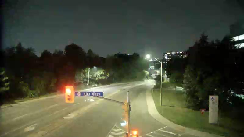 Traffic camera image at 2025-08-04 02:45:51