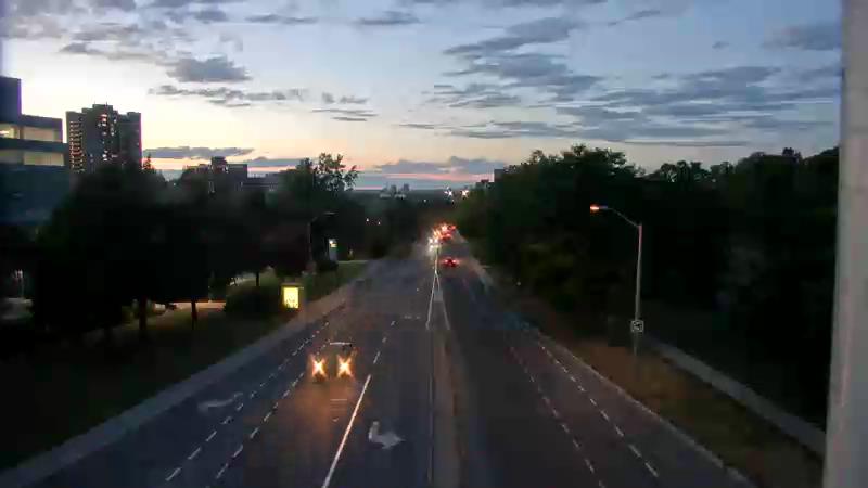 Traffic camera image at 2025-08-25 00:15:46